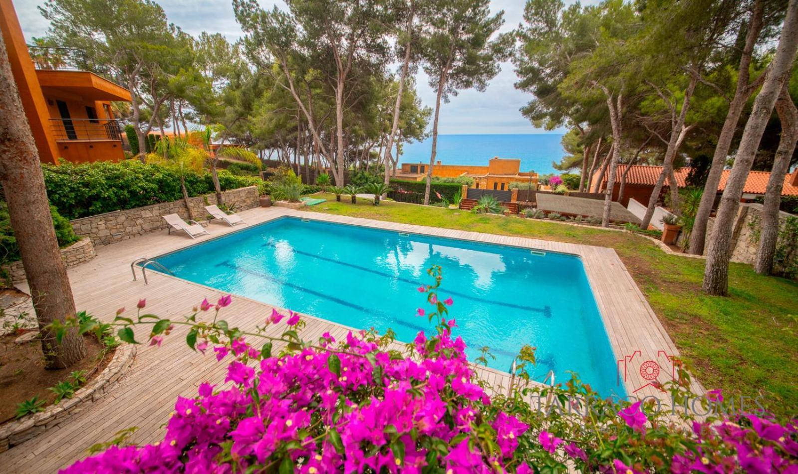 Villa Th100 Vacacional Con Vistas Al Mar En Tamari Tarragona